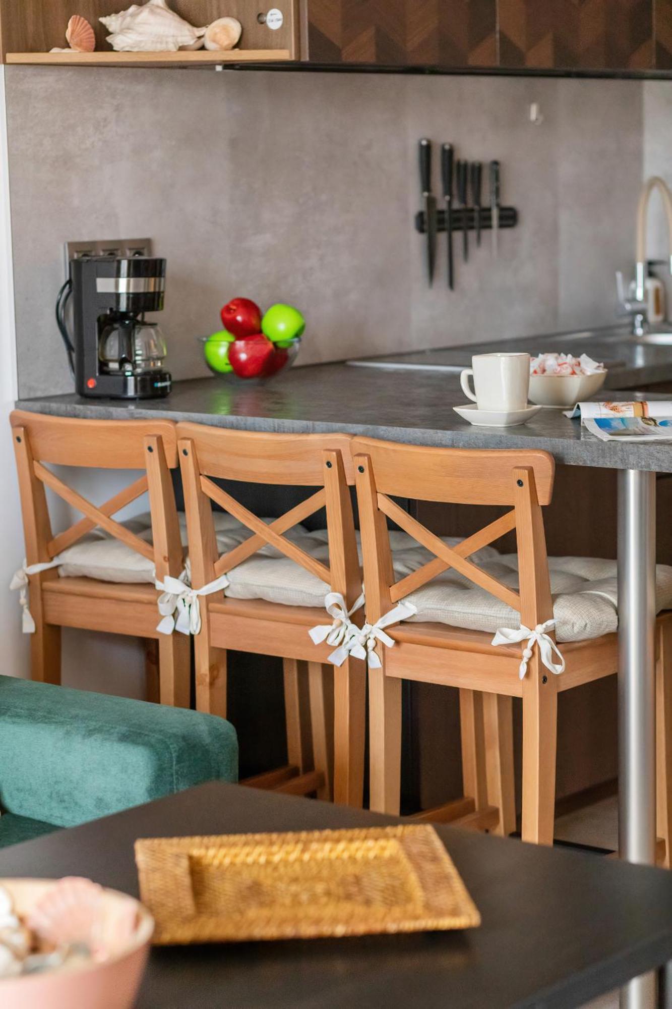 Apartment Unique Kampat With Balcony For 4 Guests By Renters *